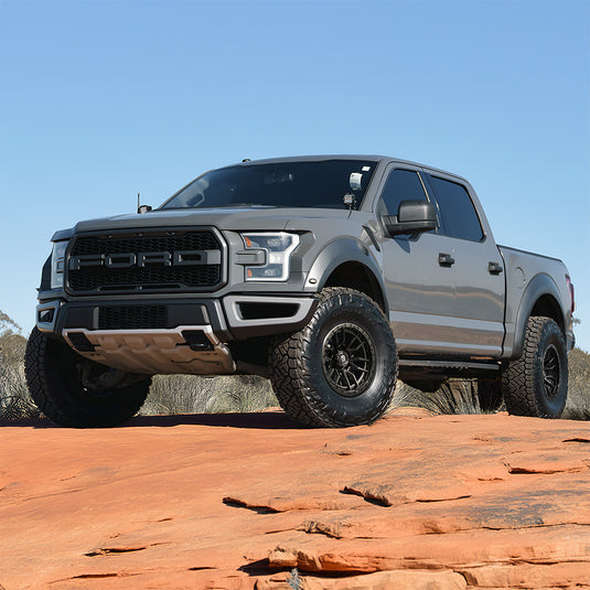 BUSH 18" - SATIN BLACK