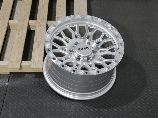 KITO 17" - SILVER W/ MACHINED RING