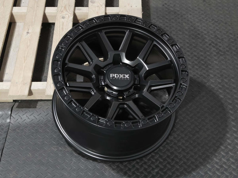 Load image into Gallery viewer, WANDA 17" - FULL SATIN BLACK
