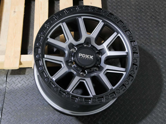 WANDA 17" - SATIN METALLIC GUNMETAL