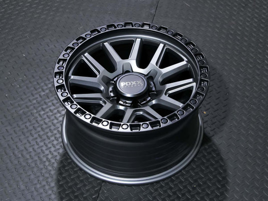 WANDA 17" - SATIN METALLIC GUNMETAL